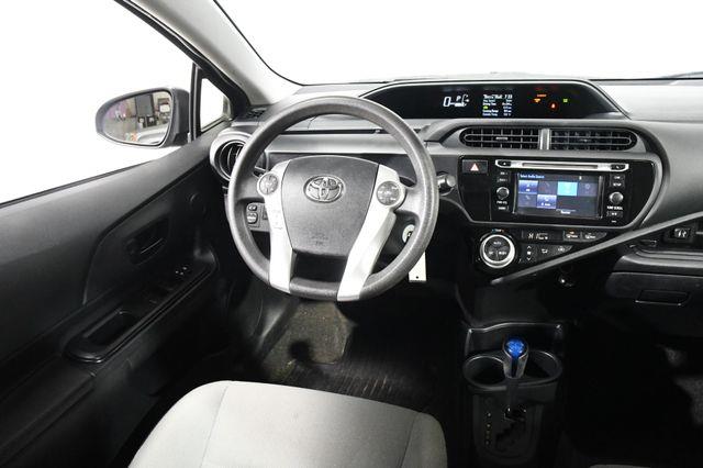 2015 Toyota Prius c one photo
