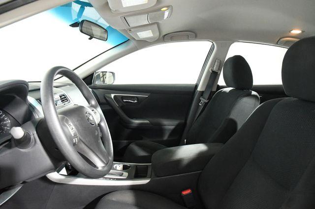 2015 Nissan Altima 2.5 S photo