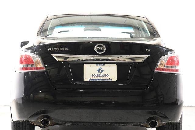 2015 Nissan Altima 2.5 S photo