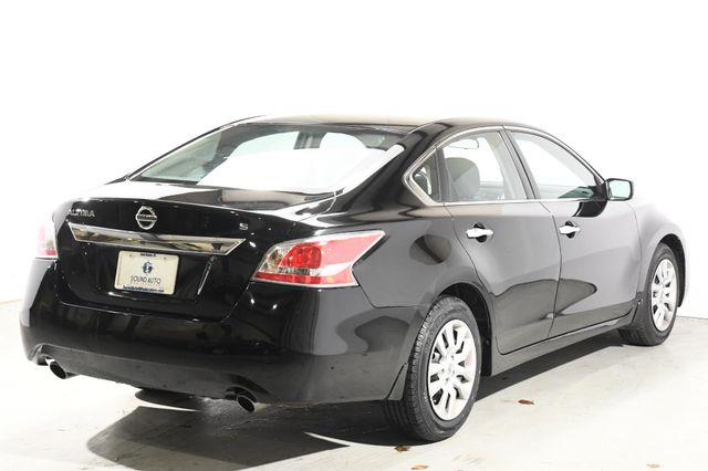 2015 Nissan Altima 2.5 S photo