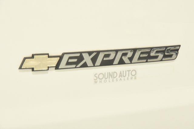 2011 Chevrolet Express 1500 1500 photo