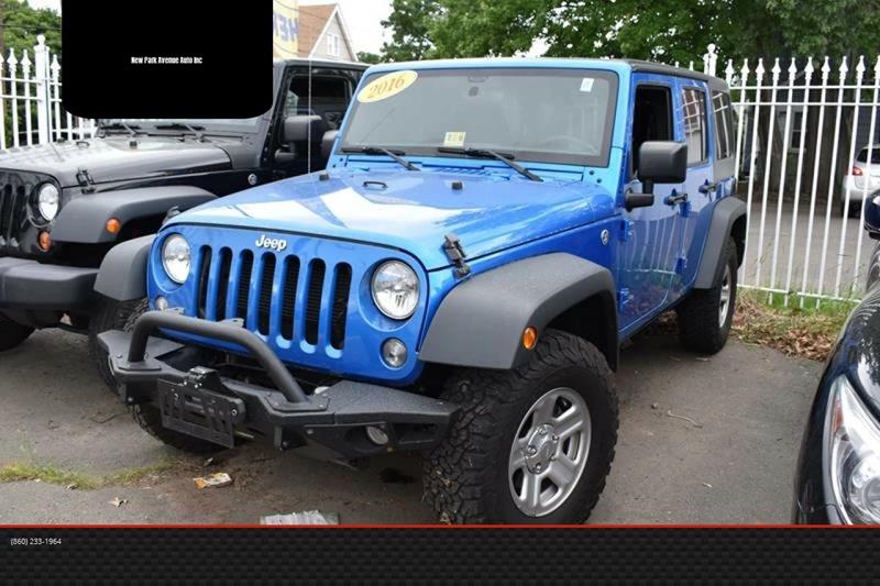 The 2016 Jeep Wrangler Unlimited Sport 4x4 4dr SUV photos