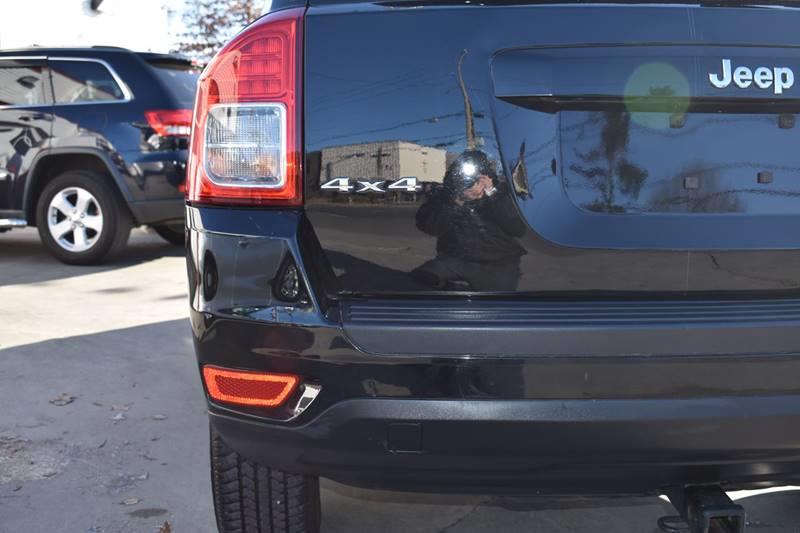 2013 Jeep Compass Sport photo