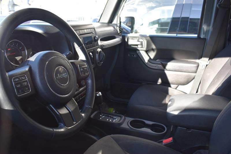 2015 Jeep Wrangler Unlimited Sport 4x4 4dr SUV photo