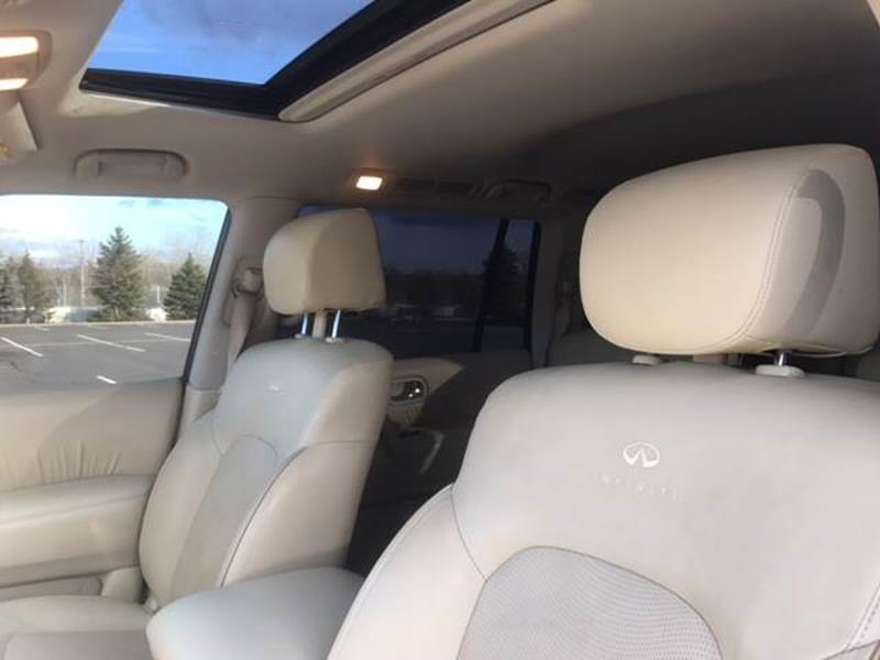 2013 Infiniti QX56 photo