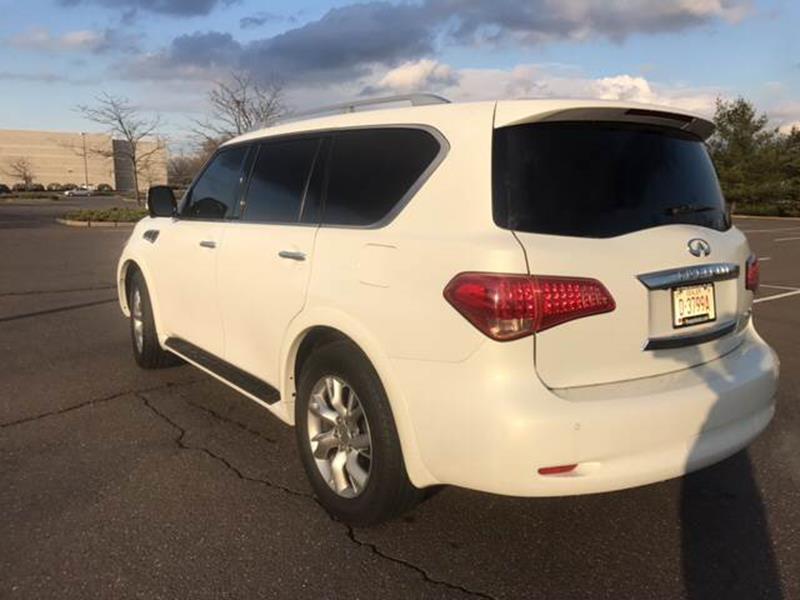 2013 Infiniti QX56 photo