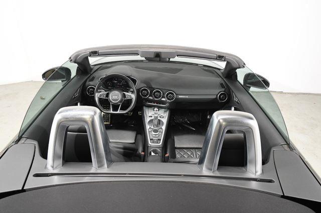 2016 Audi TT Roadster 2.0T photo