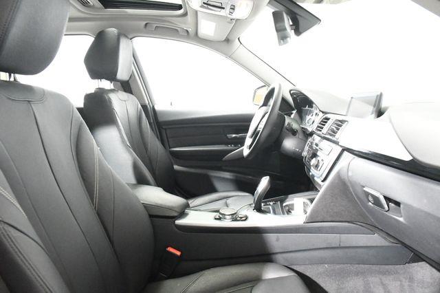 2015 BMW 3-Series 328i Xdrive Luxury photo