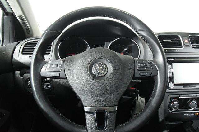 2011 Volkswagen Jetta SportWagen TDI photo