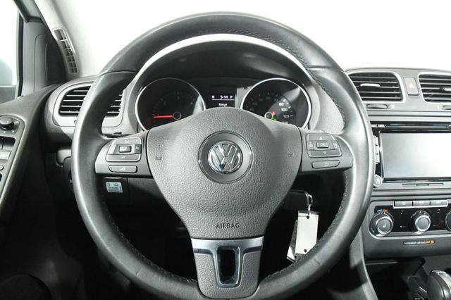 2013 Volkswagen Golf TDI photo
