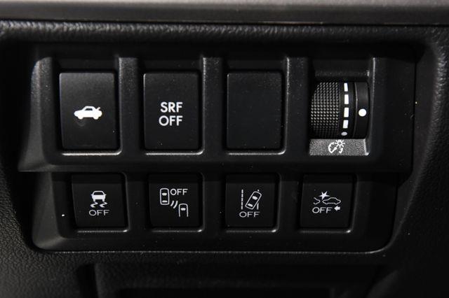 2015 Subaru Legacy 2.5i Limited Eye Sight & Nav photo