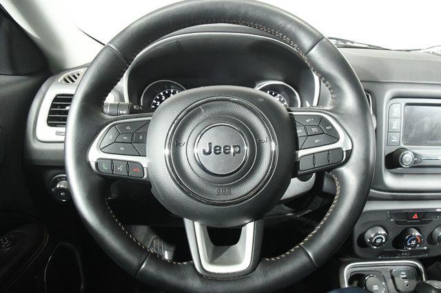 2017 Jeep New Compass Latitude photo