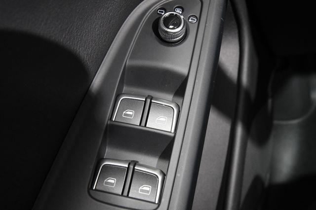 2015 Audi A5 Cabriolet Premium photo