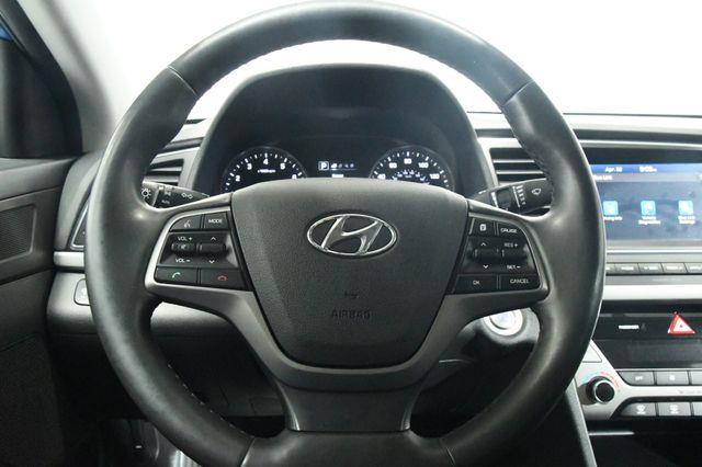 2017 Hyundai Elantra Limited w/Navigation photo
