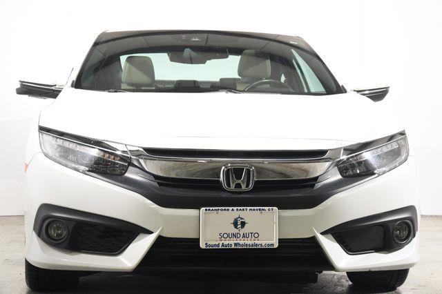 2016 Honda Civic Touring photo