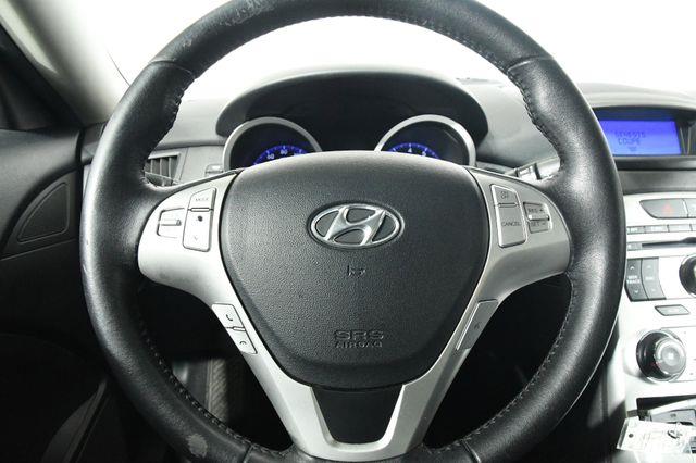 2010 Hyundai Genesis 2.0T Premium photo