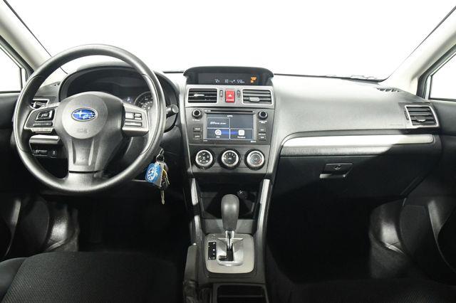 2016 Subaru Impreza 2.0i photo