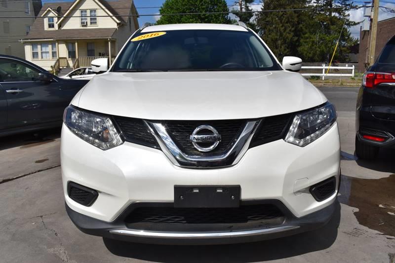 2016 Nissan Rogue AWD 4dr SV photo