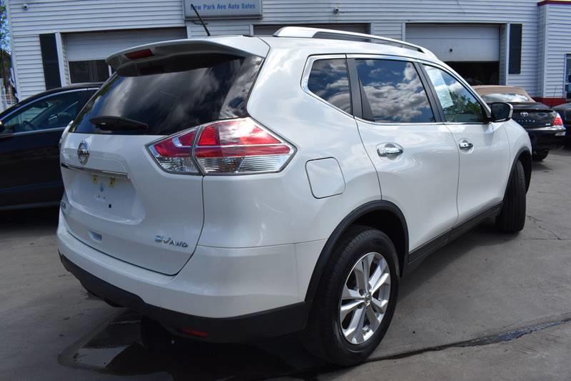 2016 Nissan Rogue AWD 4dr SV photo