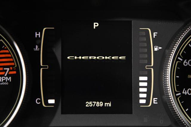 2016 Jeep Cherokee Altitude photo