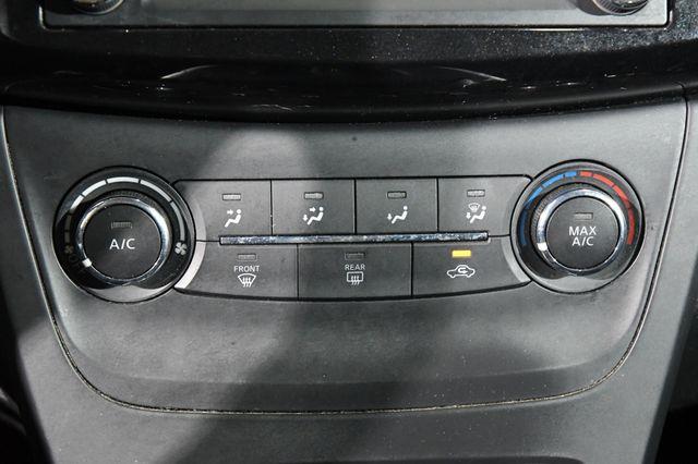 2016 Nissan Sentra SV w/ Navigation / Heated Seat photo