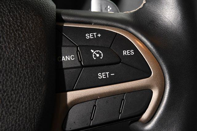 2016 Jeep Grand Cherokee Limited V8/ 20