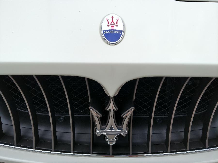 2011 Maserati GranTurismo photo