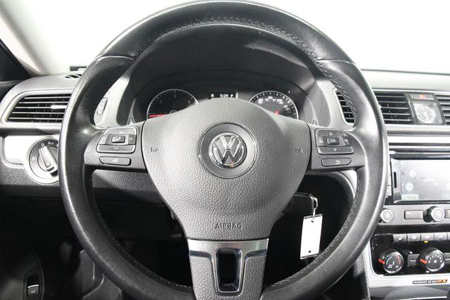 2013 Volkswagen Passat TDI SE photo