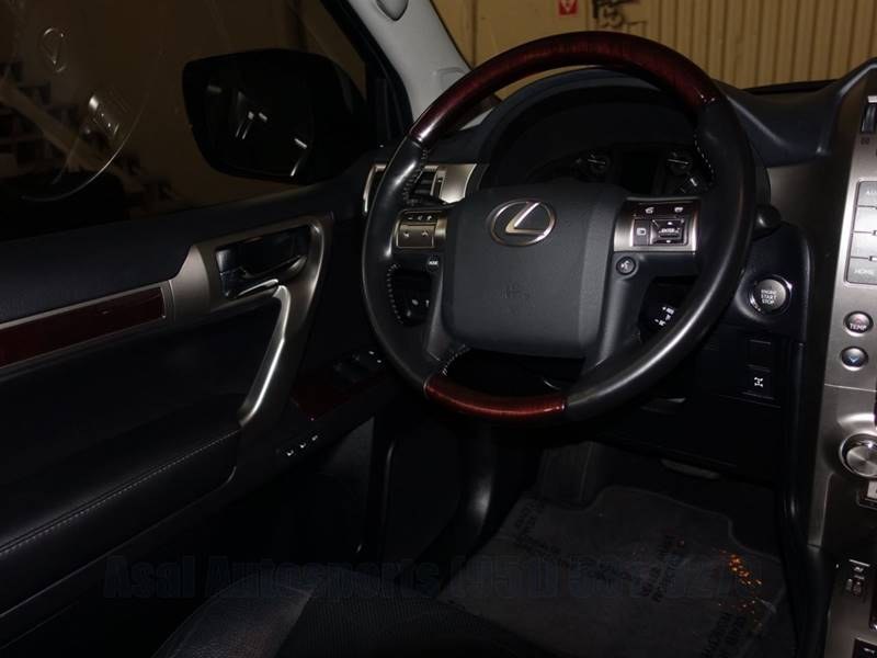 2016 Lexus GX 460 photo