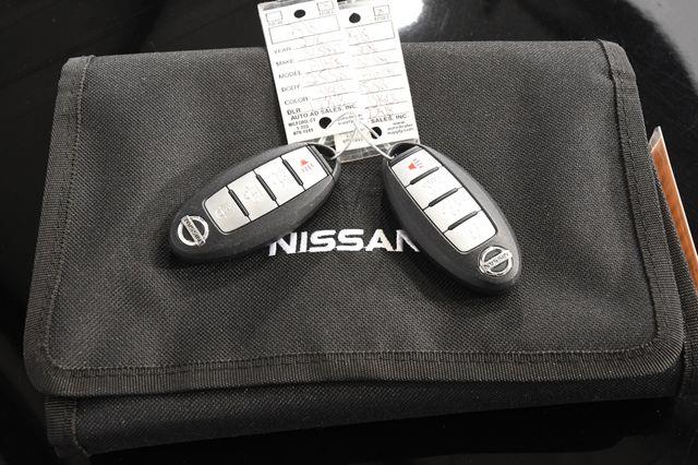 2016 Nissan Altima 2.5 SR photo
