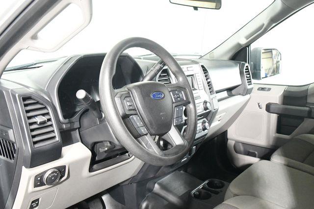 2016 Ford F-150 XL photo
