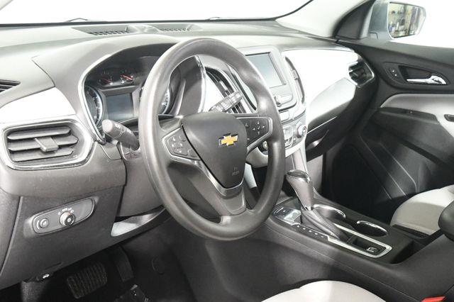 2018 Chevrolet Equinox LS photo