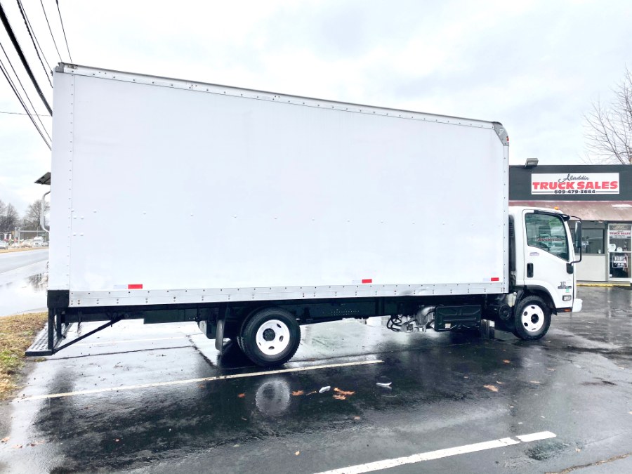 2013 Isuzu NPR HD Box Truck photo