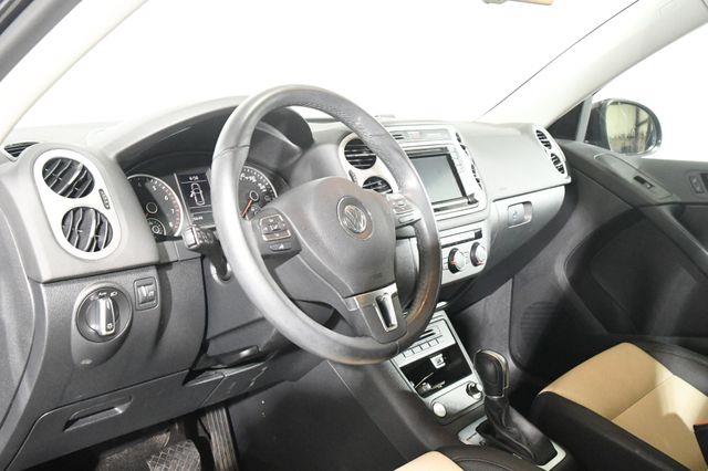 2017 Volkswagen Tiguan Limited w/ Heated Leather Seats photo