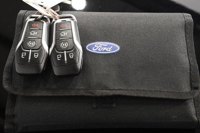2016 Ford Edge SEL w/ Nav/ Blind Spot photo