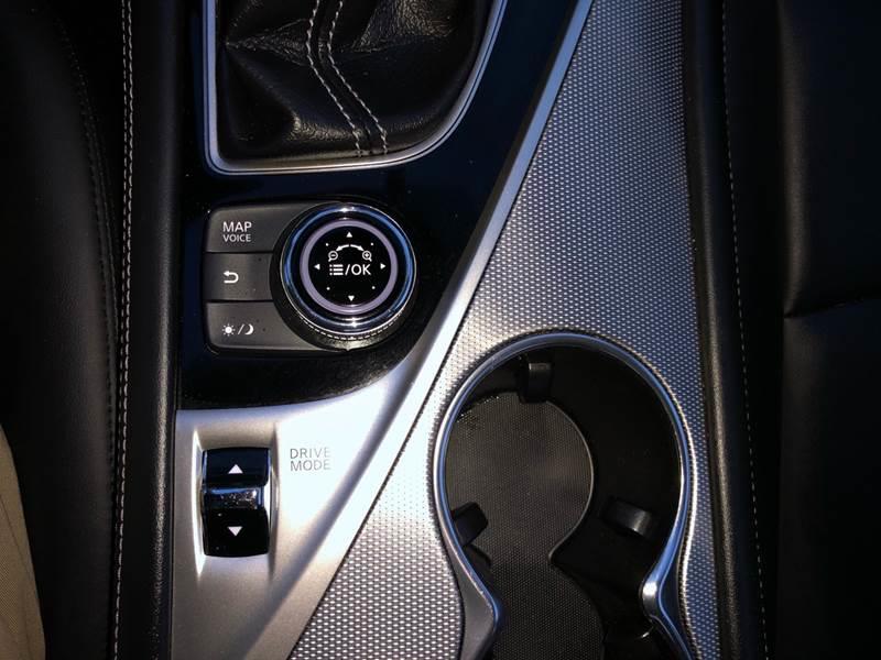 2016 Infiniti Q50 3.0T Premium AWD 4dr Sedan photo