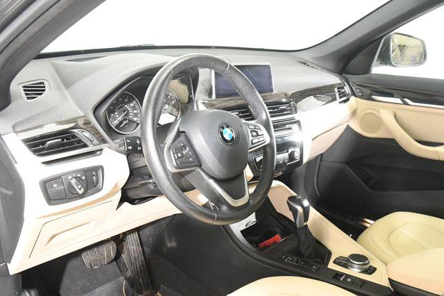 2017 BMW X1 xDrive28i w/ Nav/ HUD/ Safety Tech photo