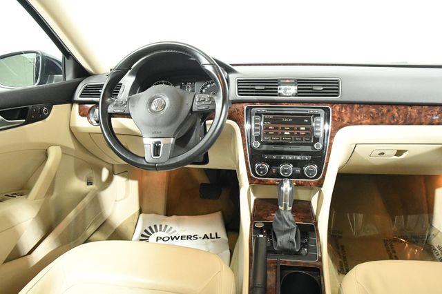 2012 Volkswagen Passat TDI SEL Premium photo