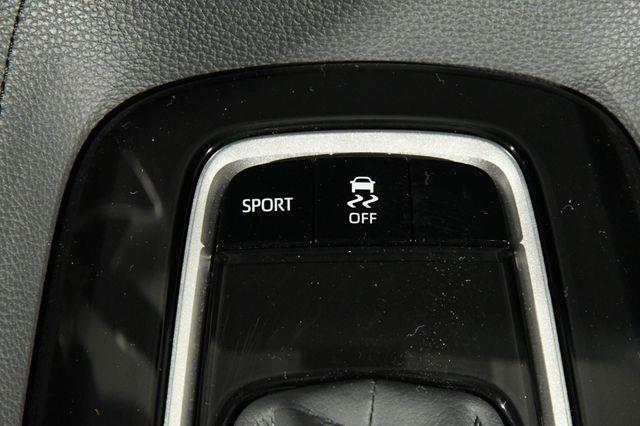 2020 Toyota Corolla SE w/ Nav/ Safety Tech photo