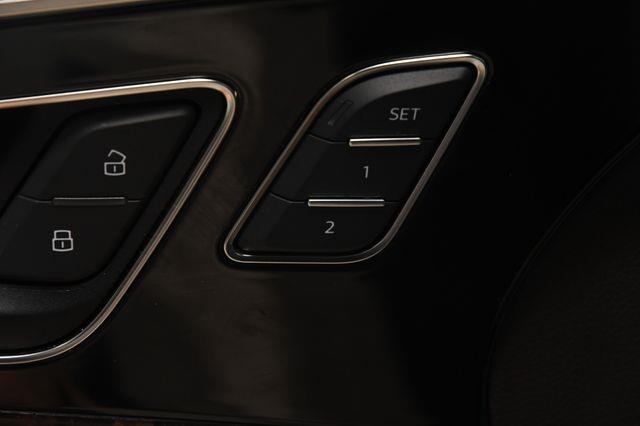 2017 Audi Q7 Premium Plus photo