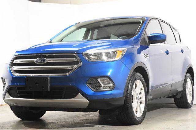 The 2017 Ford Escape SE w/ Heated Seats photos
