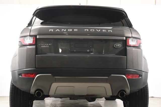 2016 Land Rover Range Rover Evoque SE photo