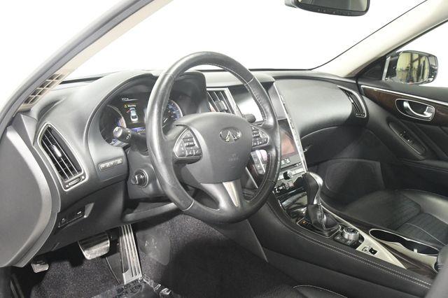 2015 Infiniti Q50 Hybrid Sport photo