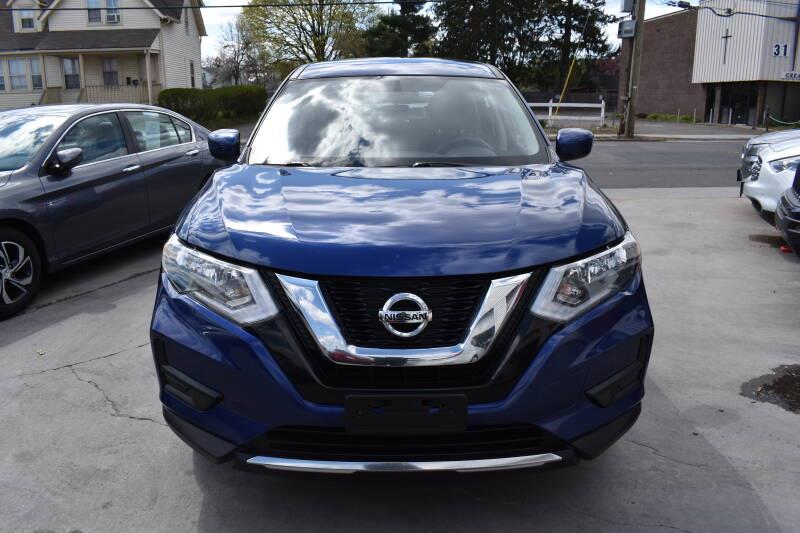 2017 Nissan Rogue S AWD 4dr Crossover (midyear r photo