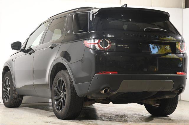 The 2017 Land Rover Discovery Sport HSE Lux