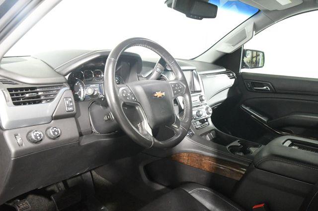 2016 Chevrolet Suburban LT photo