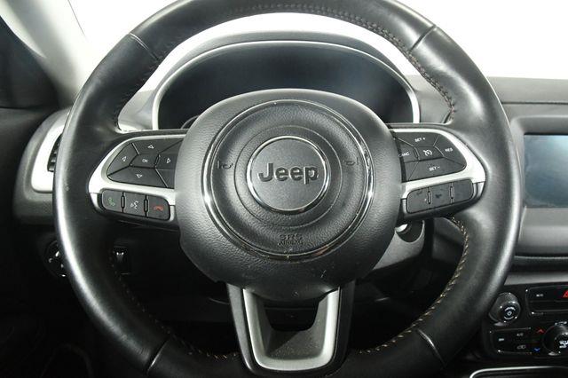 2019 Jeep Compass Latitude w/ Leather photo