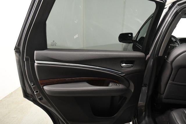 2017 Acura MDX SH-AWD photo