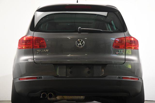2016 Volkswagen Tiguan SEL photo