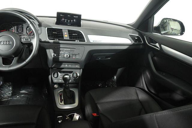 2018 Audi Q3 Premium photo
